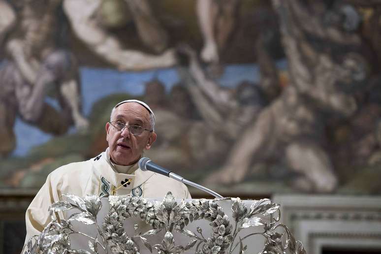 Papa discursou nesta segunda-feira e falou sobre diversos temas mundiais