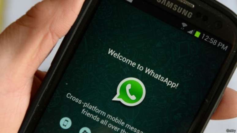 WhatsApp fue comprada por Facebook por US$19.000 millones.