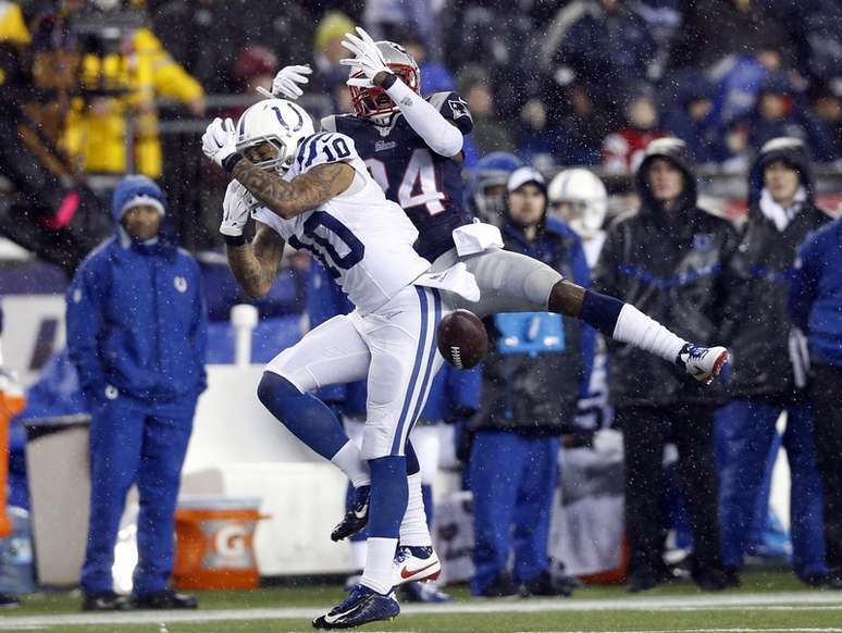 Patriots x Colts teve 11 de 12 bolas murchas no ataque dos mandantes no 1º tempo