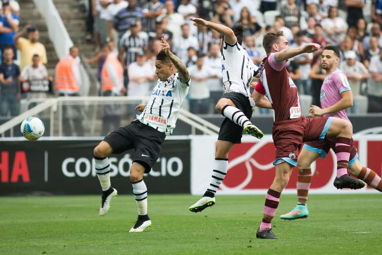 Corinthians teve trabalho contra o recuado Casuals