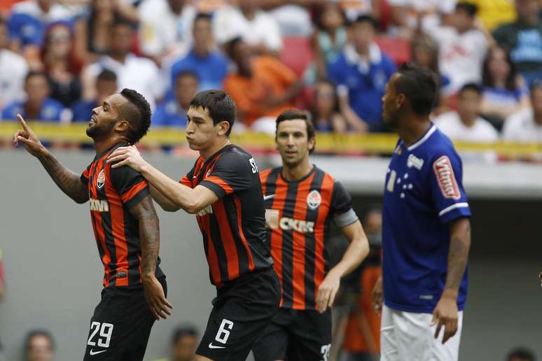 <p>Alex Teixeira foi o autor do gol do time ucraniano</p>