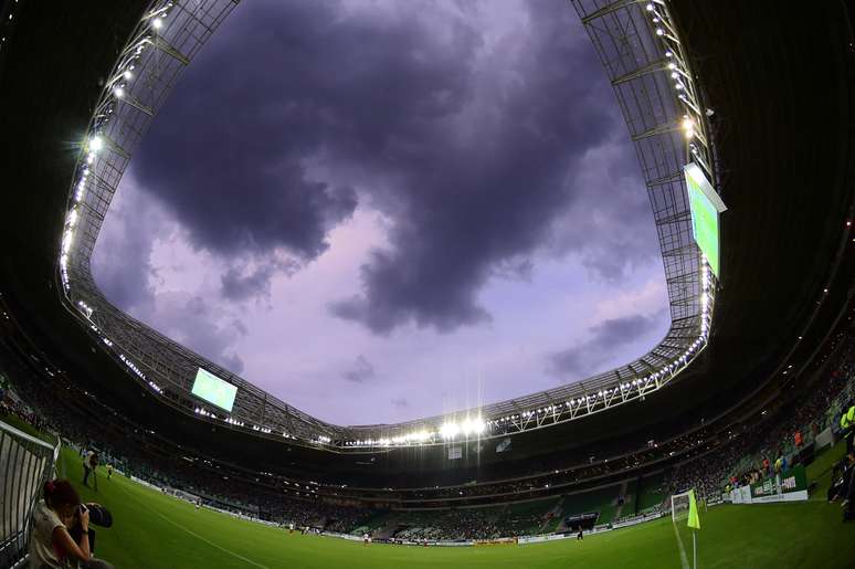 <p>Palmeiras não alivia os preços do seu estádio para torcida visitante</p>