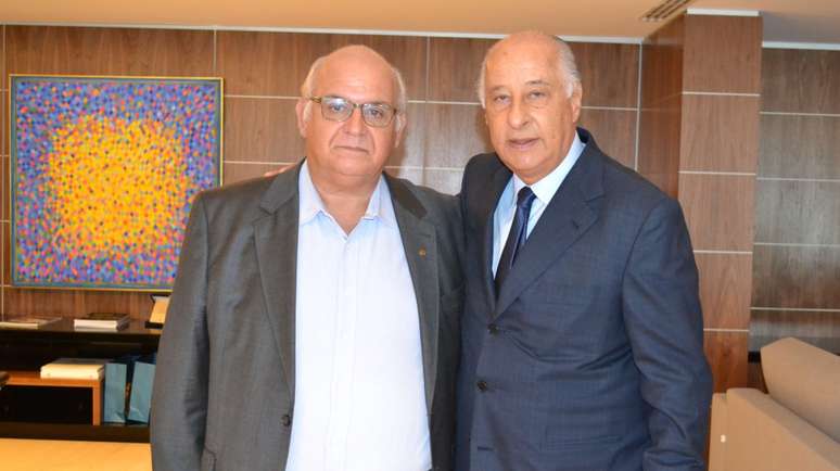 Romildo Bolzan Jr. (presidente do Grêmio) e Marco Polo Del Nero (presidente da CBF)