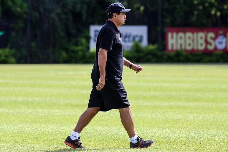 Muricy comanda treinamento no São Paulo