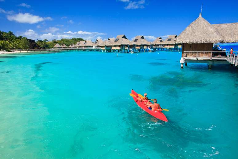 Paraísos como Bora Bora fazem parte da rota do cruzeiro, que tem cabines a partir de R$ 52 mil por pessoa