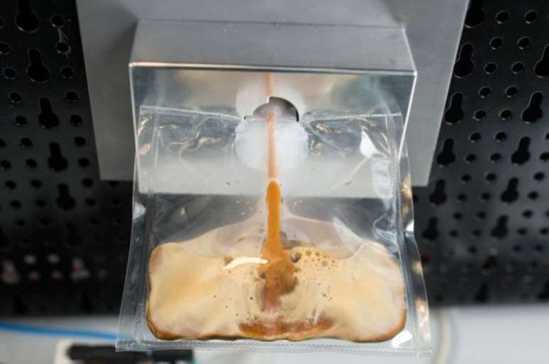 a Empresa de café Lavazza anunciou que está trabalhando com uma empresa de engenharia e especialistas de alimentos Argotec para construir uma máquina de café italiano para os astronautas