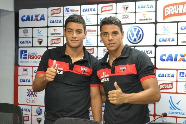 Felipe Ferreira (esq) e Murilo foram apresentados oficialmente