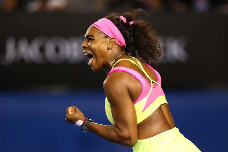 Serena Williams festeja ponto na final do Aberto da Austrália