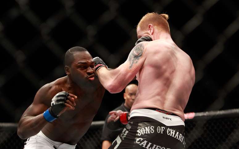 Derek Brunson nocauteou Ed Herman com pouco mais de 30 segundos de luta