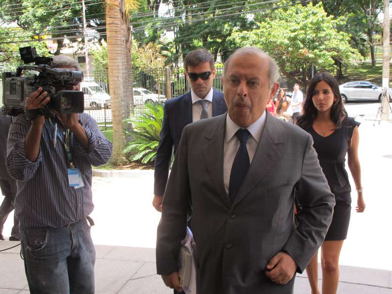<p>O advogado da Camargo Corr&ecirc;a,&nbsp;Celso Villardi, afirmou que a defesa est&aacute; sendo prejudicada no processo.</p>