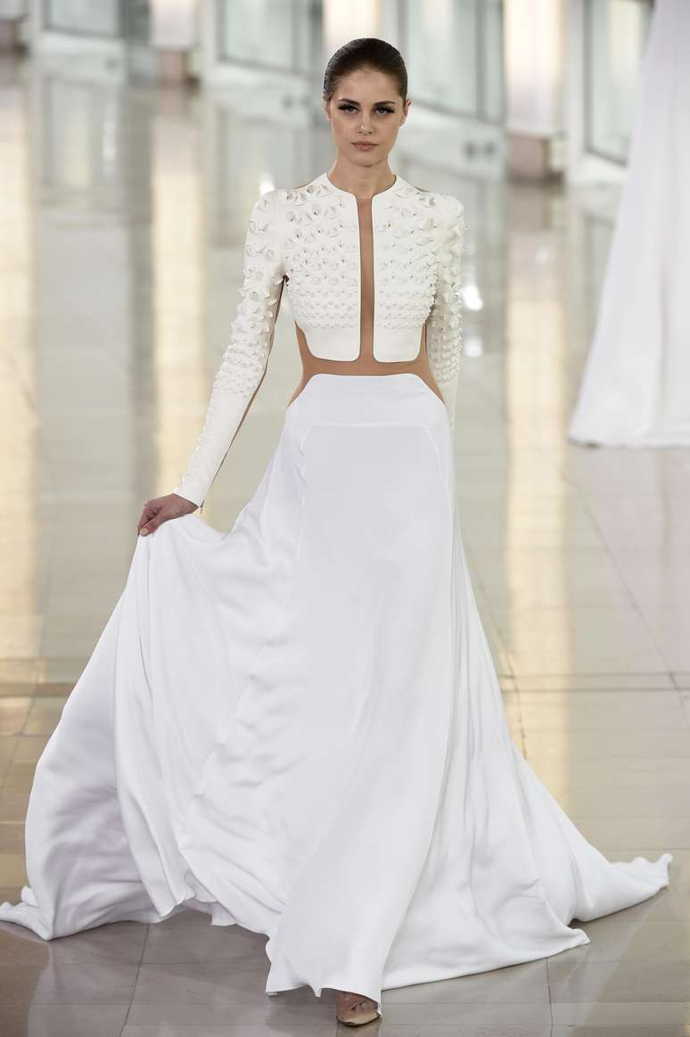 Vestido justo com saia por cima sales