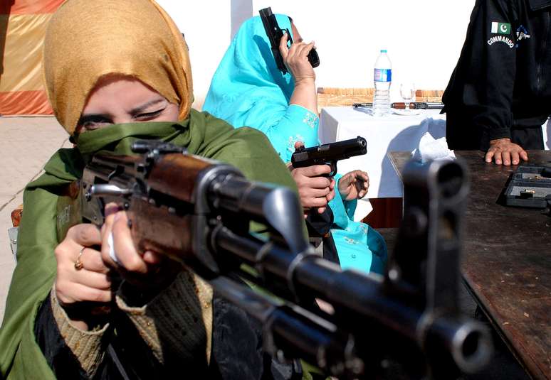 A escola também ganhou câmeras de segurança