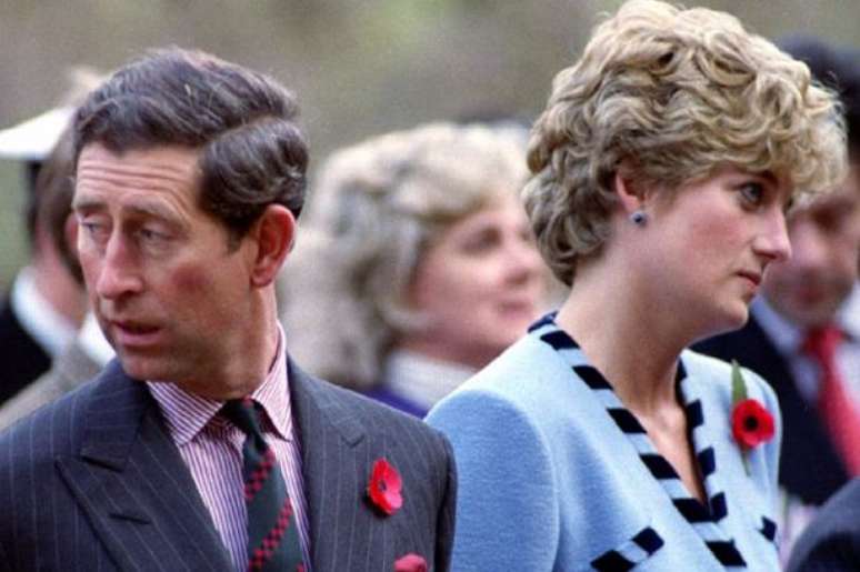 O Pr&iacute;ncipe Charles n&atilde;o sentiria culpa pelo acidente que tirou a vida de Diana, segundo um cortes&atilde;o