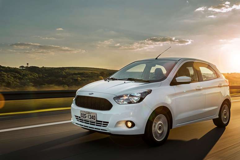 <p>Ford Ka é o novo carro de entrada da Ford e deu boa arrancada no início de 2015</p>