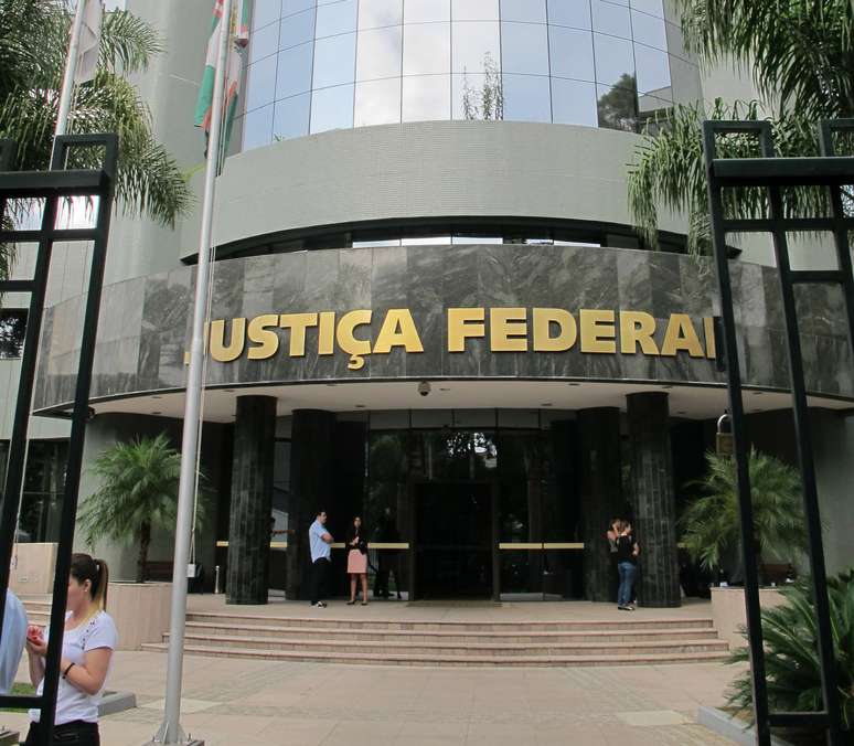 <p>Sede da Polícia Federal, em Curitiba (PT)</p>