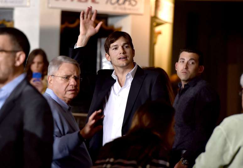 <p>Ator Ashton Kutcher foi prestigiar a namorada</p>