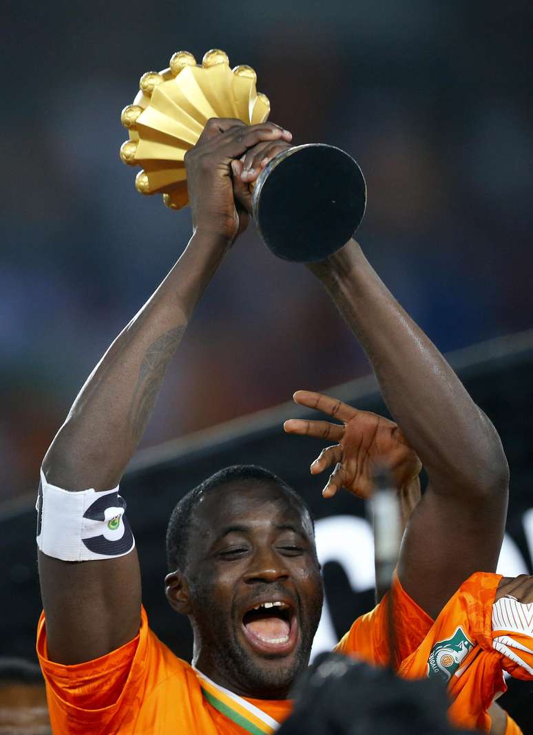 Costa do Marfim levanta taça de campeã da Copa da África