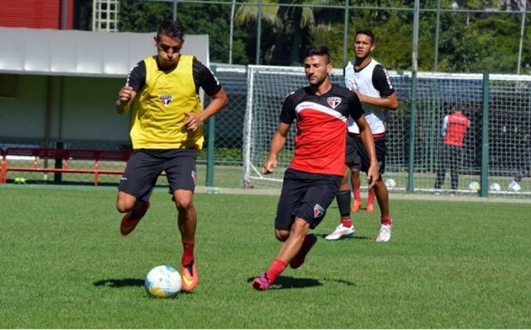 Centurión faz primeiro treino com todo o grupo do São Paulo