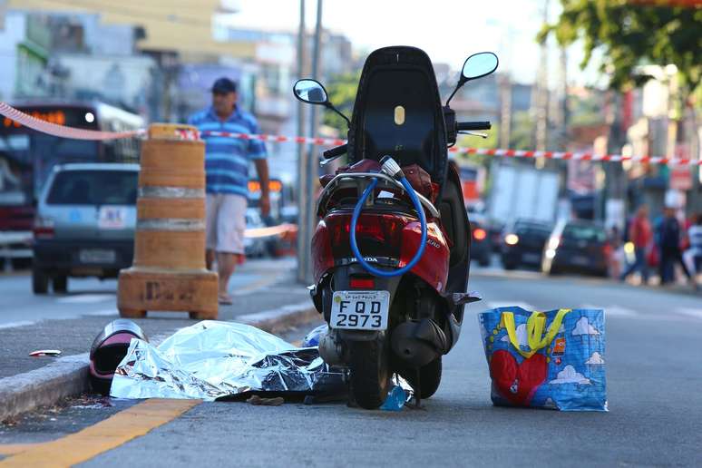 No tiroteio três pessoas ficaram feridas e uma mulher morreu