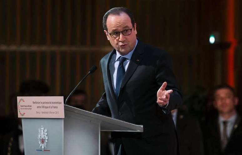 Presidente francês François Hollande faz discurso em Paris. 06/02/2015.