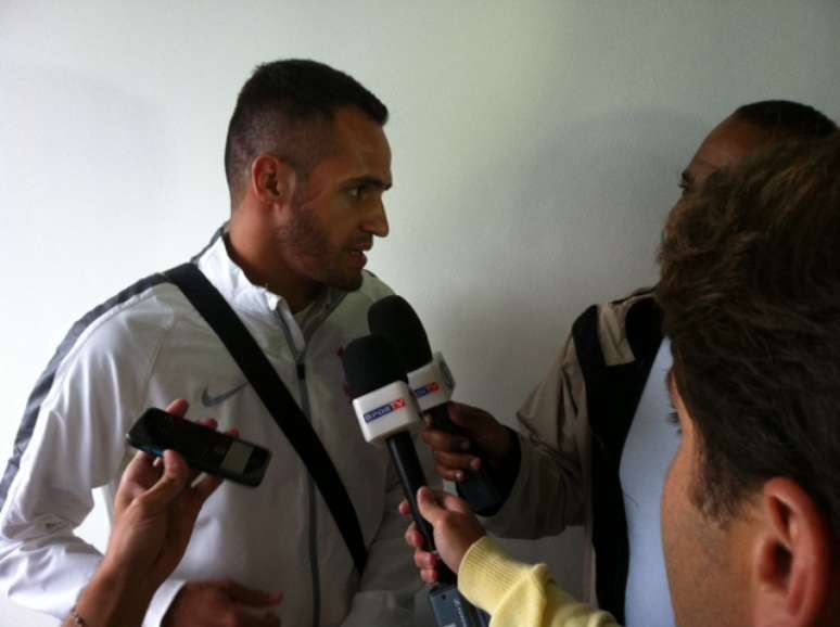 Renato Augusto disse que time precisa deixar cansa&ccedil;o de lado e trabalhar para pegar o Once Caldas