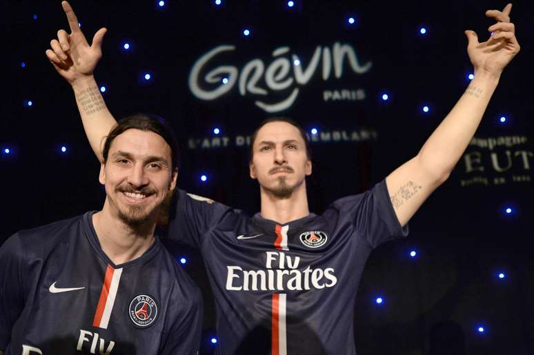 Ibrahimovic inaugura estátua de cera em Paris