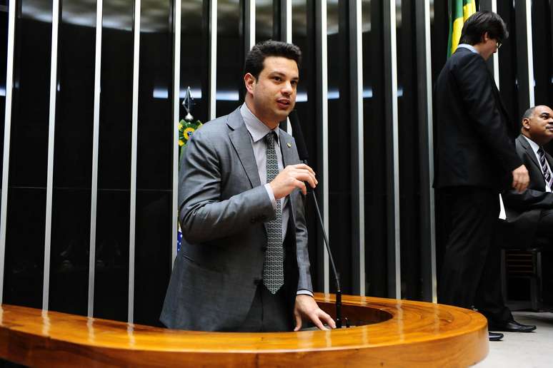 Leonardo Picciani (PMDB-RJ) foi eleito líder de seu partido na Câmara dos Deputados