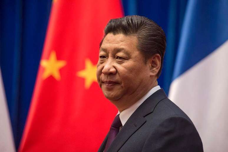 Presidente chinês, Xi Jinping, durante encontro com o Primeiro Ministro francês, Manuel Valls, em Pequim. 30/01/2015