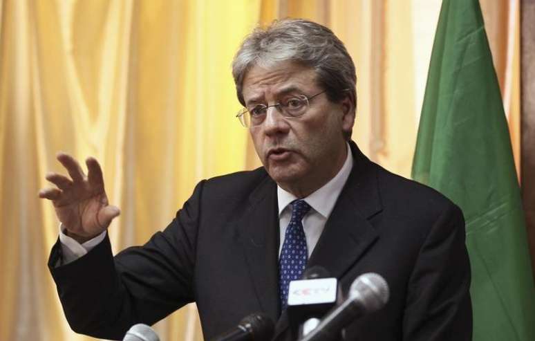 Chanceler italiano Gentiloni concede entrevista na Etiópia. 14/01/2015.