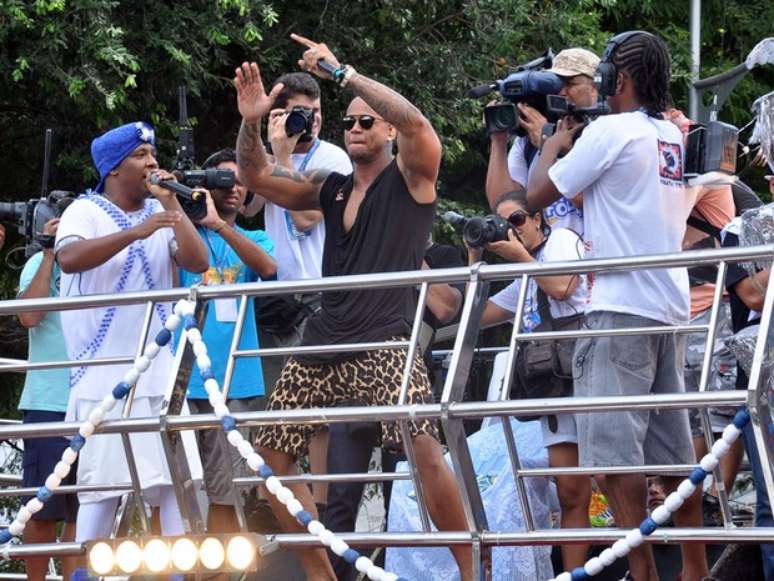 <p>M&aacute;rcio Victor agitou foli&otilde;es em Salvador</p>