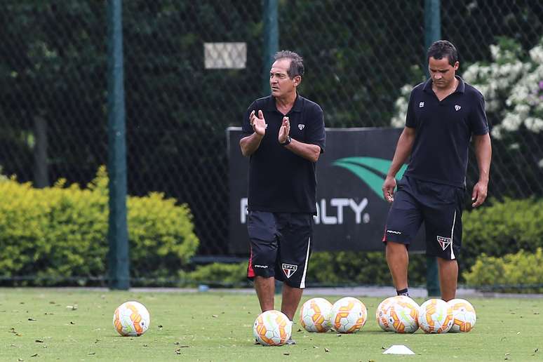 Muricy Ramalho prepara o São Paulo para o duelo com o Corinthians na Libertadores