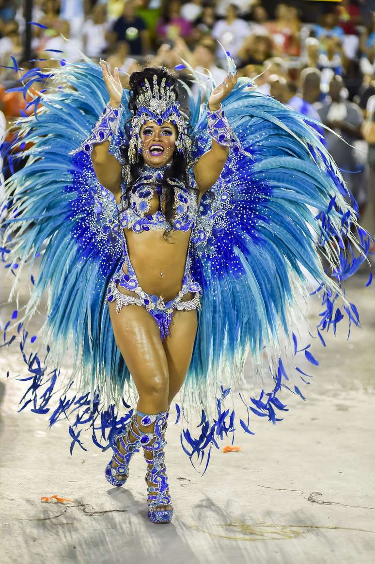 <p>As pessoas confundem política com Carnaval", disse Raissa</p>