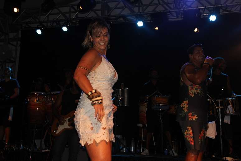 <p>&nbsp; &nbsp;</p>