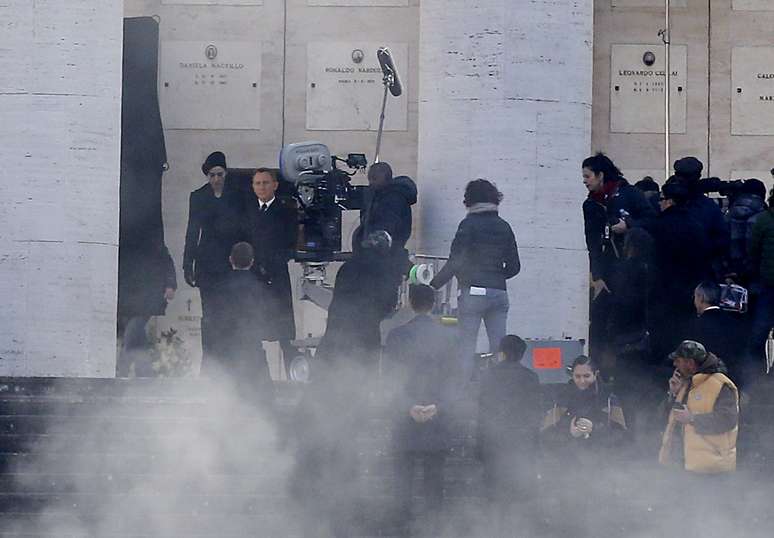 O ator Daniel Craig em Roma, na filmagem do novo filme 007, 'Spectre'