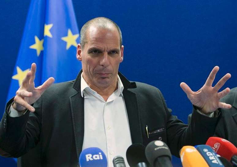 <p>'Trocas de dívida vão reduzir a dívida de forma significativa", diz Yanis Varoufakis</p>