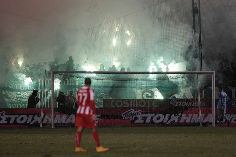 <p>Panathinaikos x Olympiacos teve bastante confus&atilde;o</p>