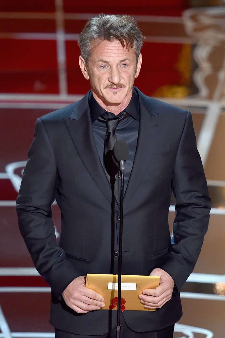 Sean Penn apresentou a categoria de Melhor Filme do Oscar
