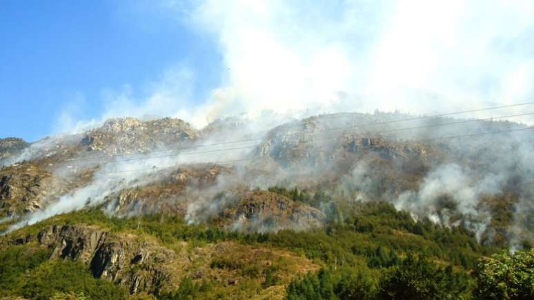 Zona do incêndio se encontra a cerca de 25 km de distância do Parque Nacional Los Alerces