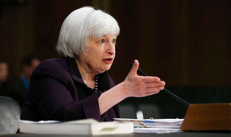<p>Janet Yellen afirmou que, antes de elevar os juros, o banco central dos EUA eliminará a palavra "paciente" de seu comunicado</p>