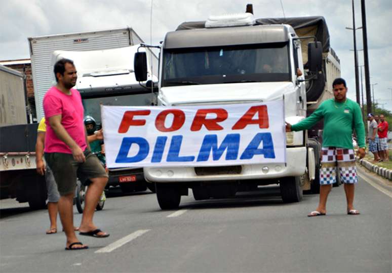 <p>Faixa foi exibida durante paralisação na Bahia nesta semana</p>