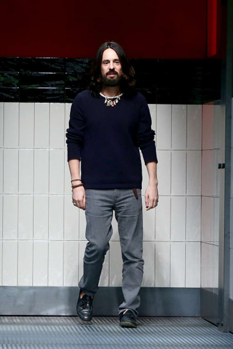 Alessandro Michelle, que era diretor da divisão de acessórios da Gucci, assumiu o estilo geral da marca há um mês, em substituição a Frida Giannini