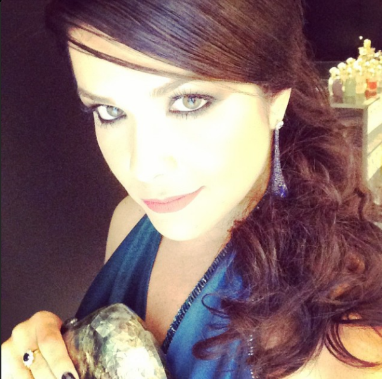 Samara Felippo foi ao casamento