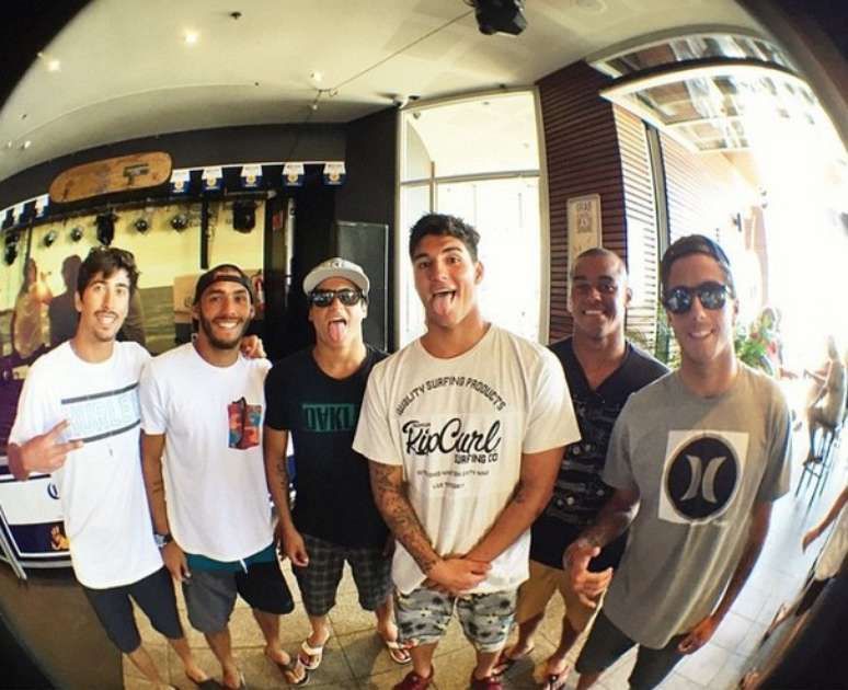 Brazilian Storm est&aacute; pronta para temporada de 2015 no Circuito Mundial de Surfe