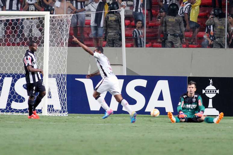 <p>Vitória do Atlas sobre o Atlético-MG aumenta alerta do Internacional para duelo decisivo</p>