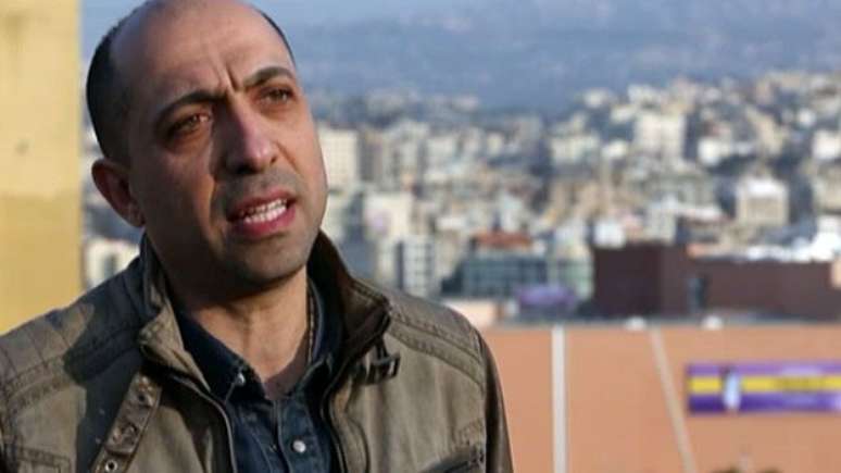 Nicholas Saad afirma que contrabandistas colocam artefatos antigos entre os pertences dos refugiados que chegam ao Líbano