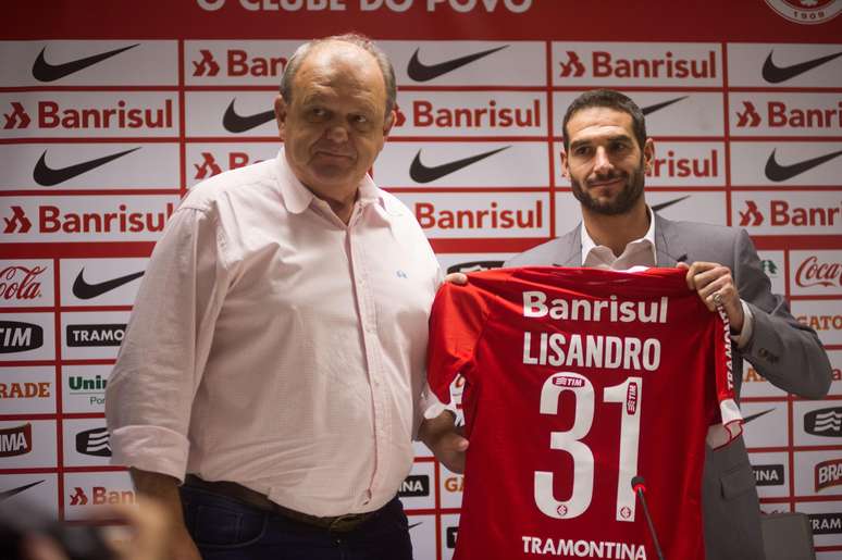 Lisandro López usará a camisa 31 do Internacional