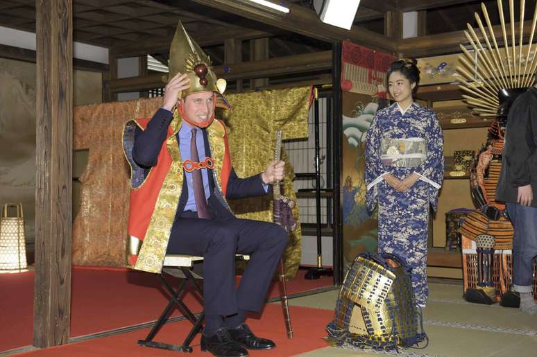 Príncipe vestiu roupa típica dos samurais 