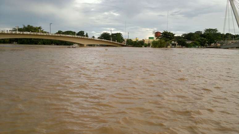 Cheia do rio Acre já é a maior da história na capital