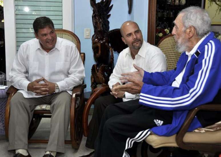 <p>Fidel recebeu os agentes em sua residência, na zona oeste de Havana</p>