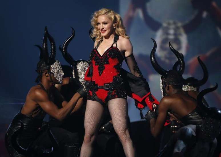 Madonna em apresentação no Grammy, em Los Angeles. 08/02/2015